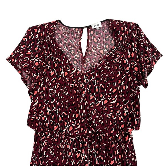 LEOTA Kennedy Cap Sleeve Stretchy Jumpsuit Cheetah Cabernet Womens Size XXL - Picture 13 of 16